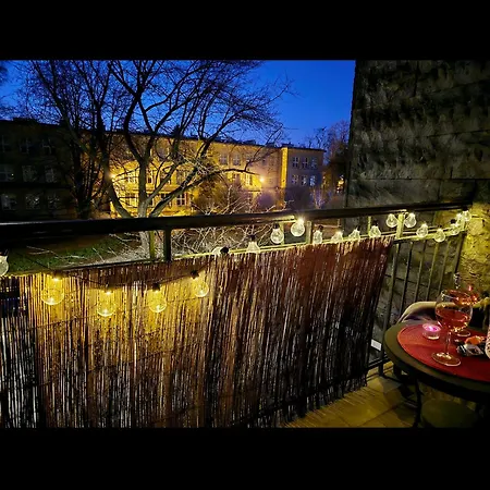 Bialobrzeska Apartment Warsaw