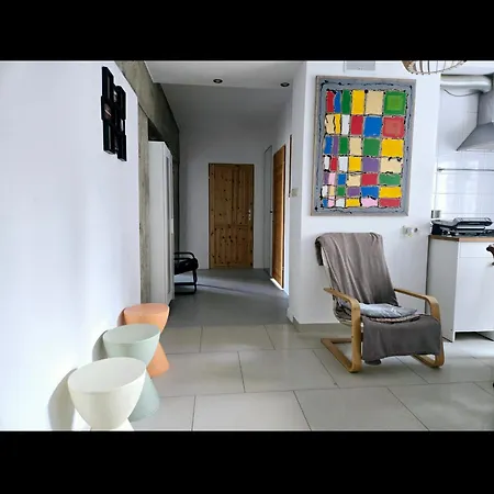Apartment Bialobrzeska *